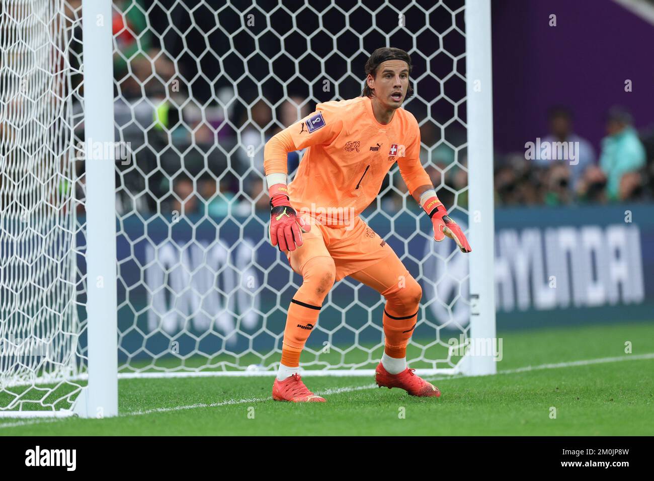 Doha, Qatar. 06th Dec, 2022. Yann Sommer of Switzerland during a match against Portugal valid for the round of 16 of the FIFA World Cup at Lusail Stadium, in Doha, Qatar. December 06, 2022 Credit: Brazil Photo Press/Alamy Live News Stock Photo