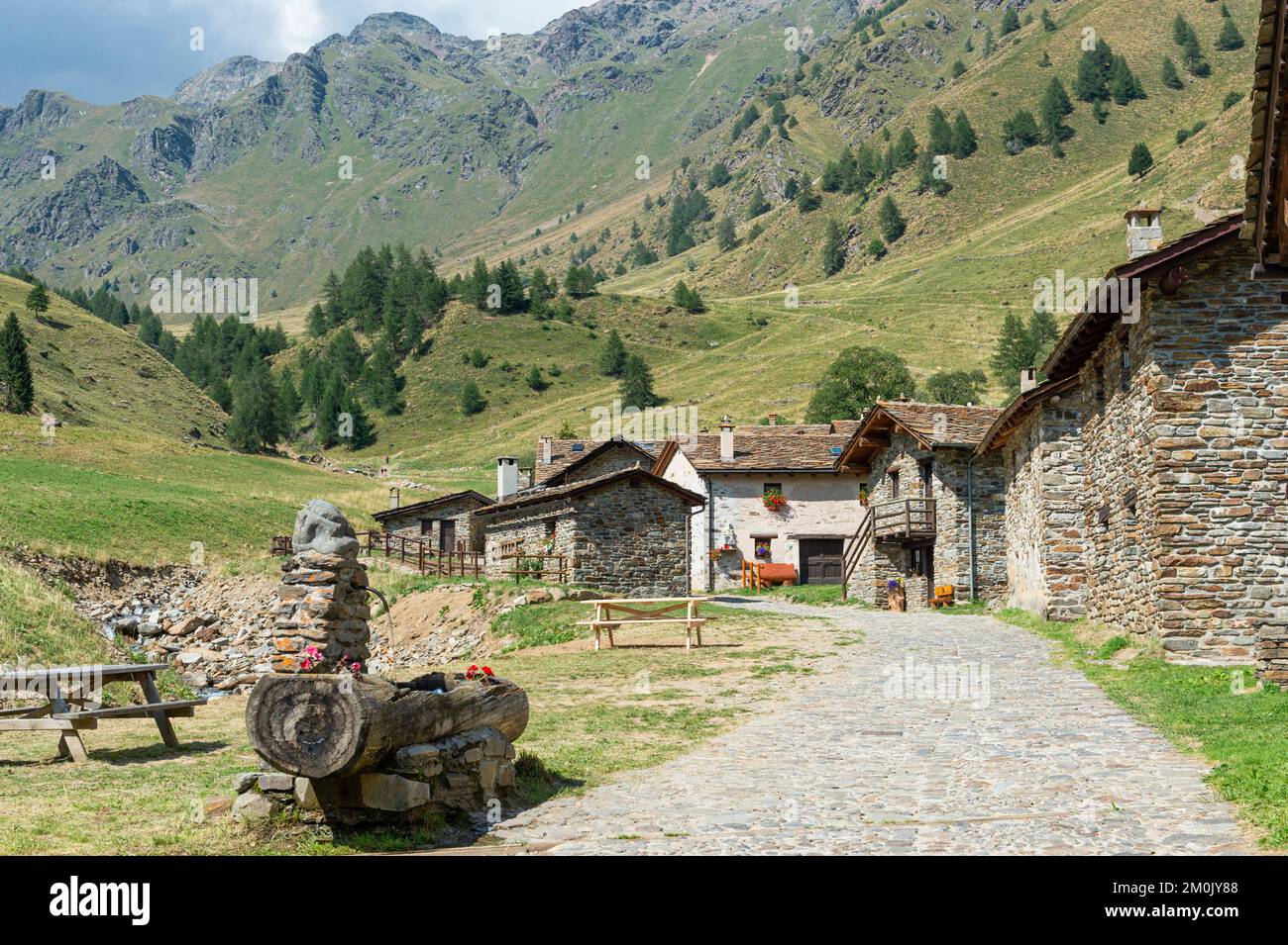 Ponte di legno hi-res stock photography and images - Alamy