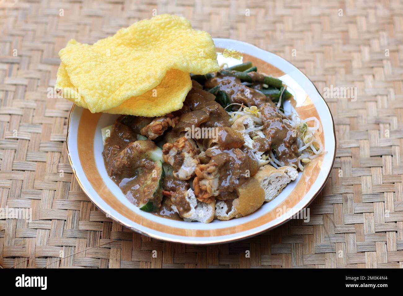 Rujak CIngur, Indonesian Traditional Salad with Peanut and Shrimp Paste