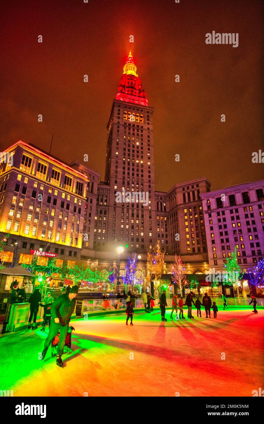 Cleveland Ohio During Christmas Stock Photo Alamy