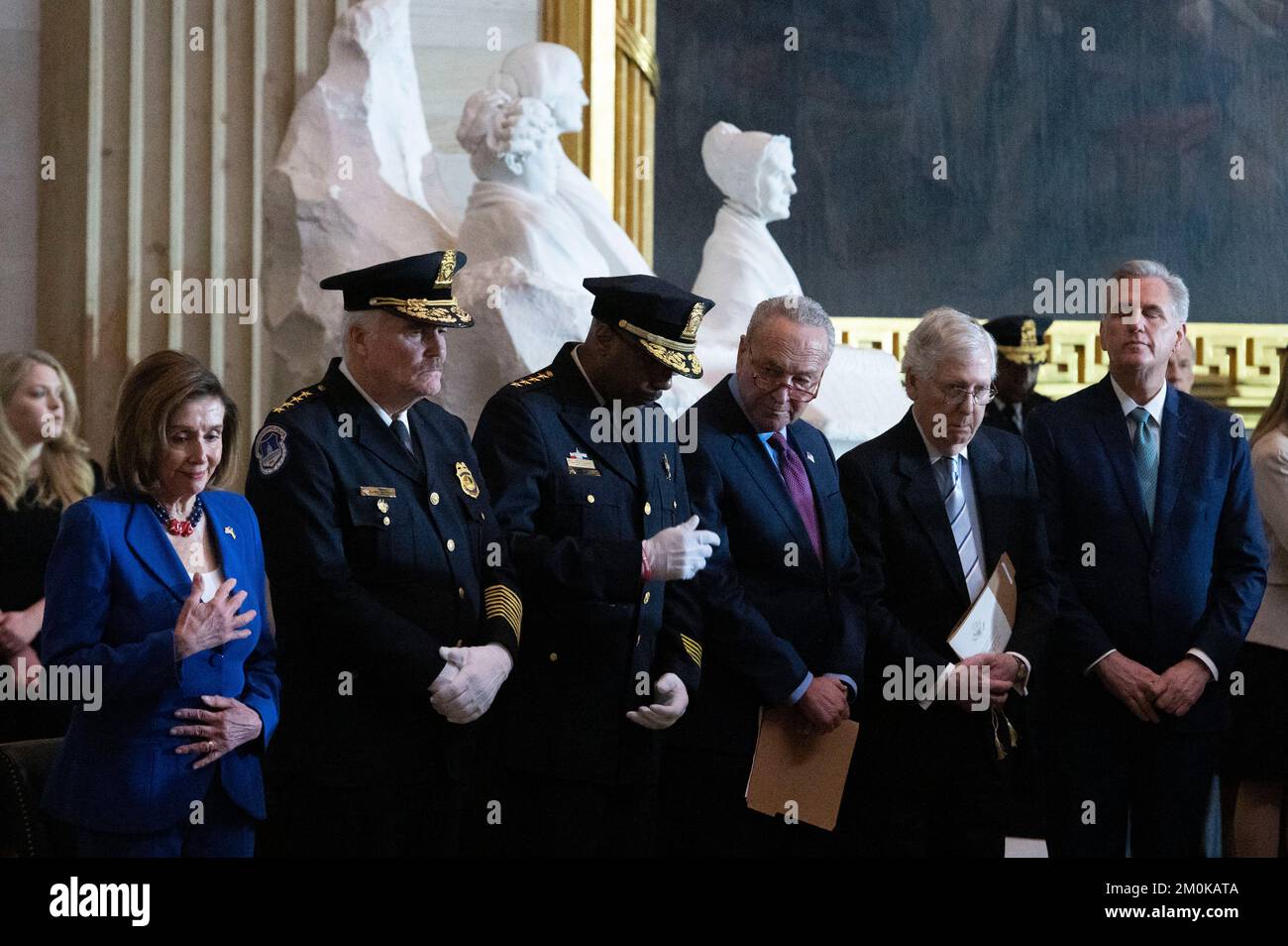 From left to right: Speaker of the United States House of Representatives Nancy Pelosi (Democrat of California), US Capitol Police Chief Tom Manger, DC Metro Police Chief Robert Contee, US Senate Majority Leader Chuck Schumer (Democrat of New York), United States Senate Minority Leader Mitch McConnell (Republican of Kentucky), and US House Minority Leader Kevin McCarthy (Republican of California), during a ceremony to present four Congressional Gold Medals to the US Capitol Police and DC Metropolitan Police for their protection of the US Capitol on January 6, 2021, in Washington, DC, Tuesday, Stock Photo