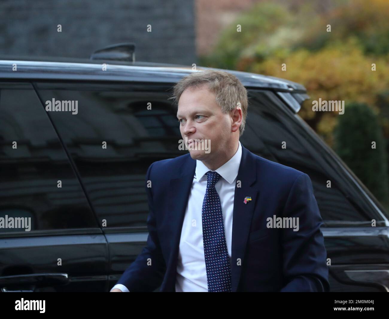 Downing Street, London, UK. 6th Dec, 2022. Secretary of State for Business, Energy and Industrial Strategy Grant Shapps arrives for the weekly Cabinet Meeting at No 10 Downing Street. Stock Photo