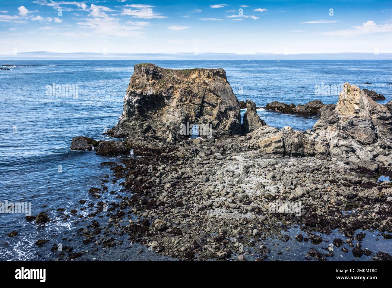 Rocks and ocean in front of Fort Bragg, California, USA Stock Photo Alamy