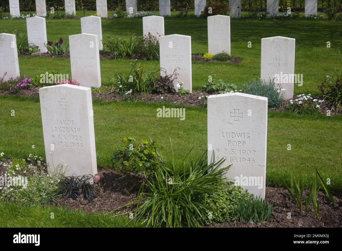 Dead german soldiers wwii hi-res stock photography and images - Alamy