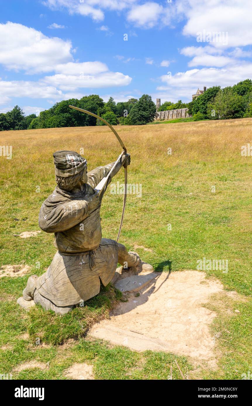 Battle East Sussex wooden statue of an archer on the battlefield trail on the 1066  Battle of Hastings Battlefield in Battle England UK GB Europe Stock Photo