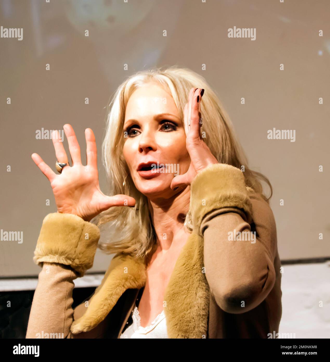 Actress Melanie Kinnaman discussing her roll in  Friday the 13th: A New Beginning at the Misty Moon Film Society, in the Ladywell Tavern, Ladywell Stock Photo
