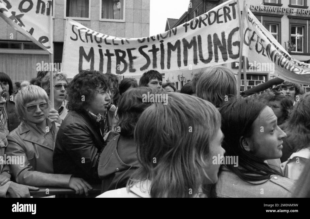 The Schuelermitverantwortung (SMV) campaigned for co-determination for students and apprentices on 1 July 1974 with a congress and subsequent demonstr Stock Photo