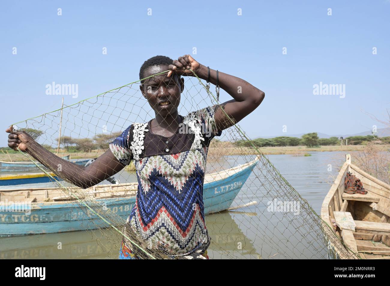KENYA, Turkana, village Anam at Lake Turkana, fisherman woman with