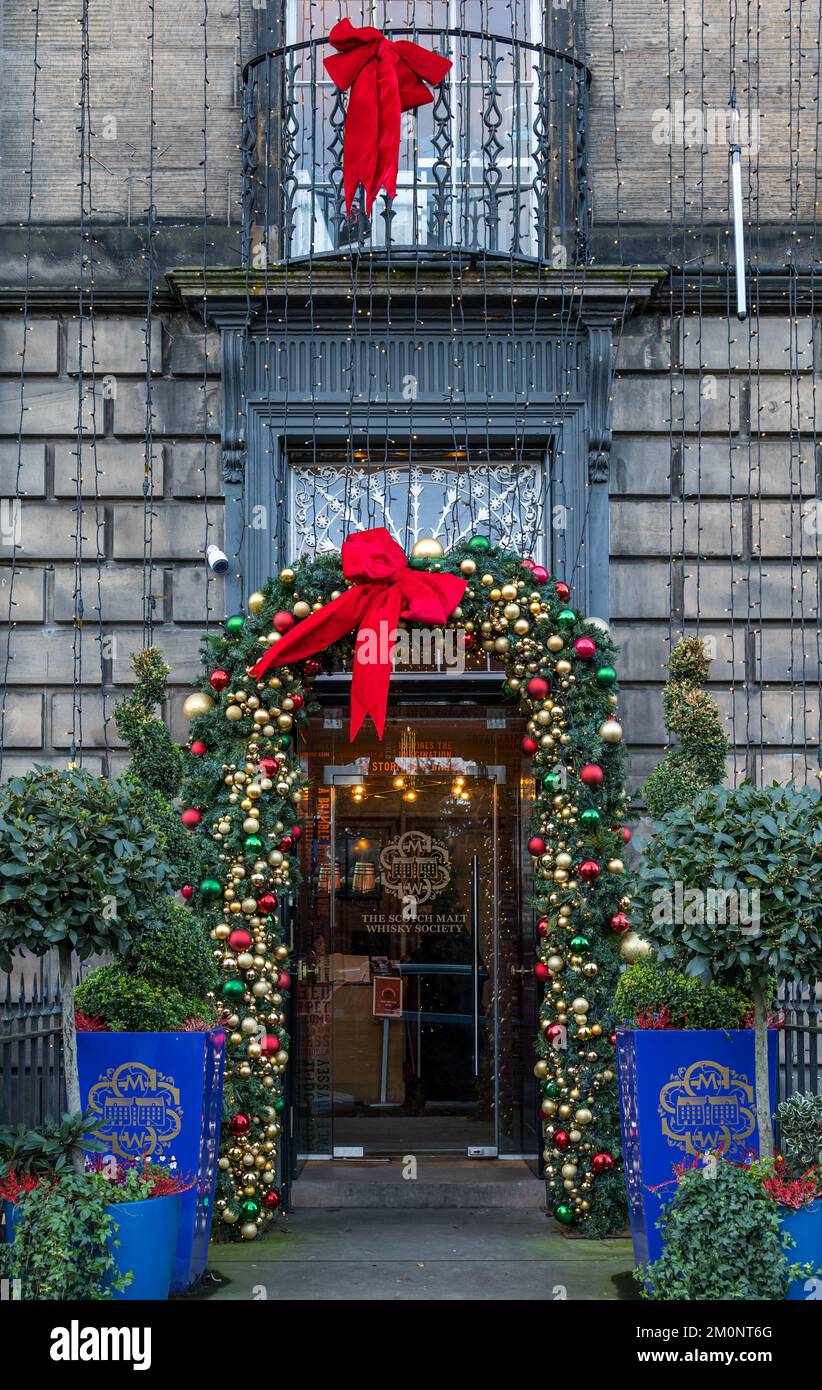Scotch Malt Whisky Society entrance with Christmas decorations, Queen Street, Edinburgh New Town, Scotland, UK Stock Photo