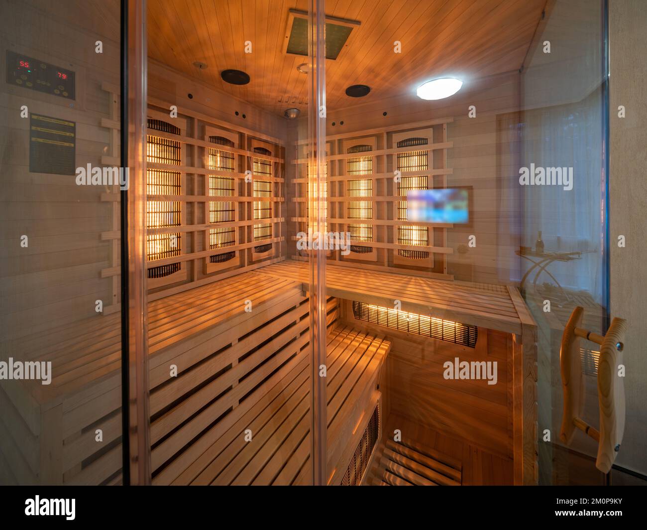 Opulent Apartment Rentals With Sauna photo