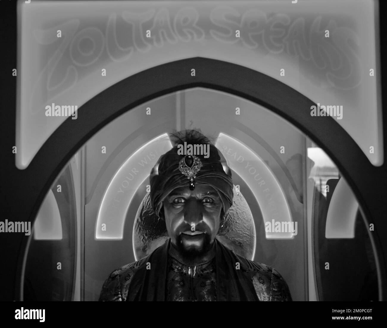 The Zoltar Penny Arcade Machine Stock Photo Alamy the-zoltar-penny-arcade-machine-stock-photo-alamy