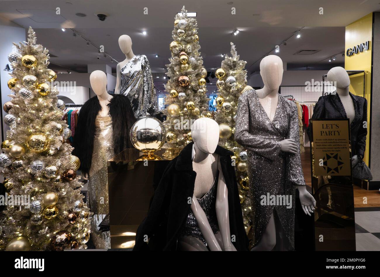 Bloomingdales Flagship Department Store during the 2022 holiday season
