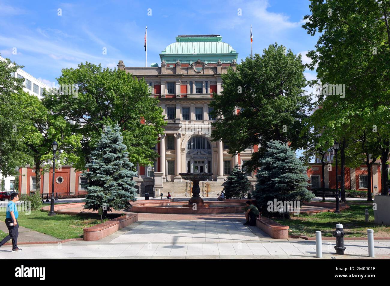 Long Island City Courthouse, 25-10 Court Square, Queens, New York. Civil Term of Queens Supreme Court in a landmark building in Long Island City. Stock Photo