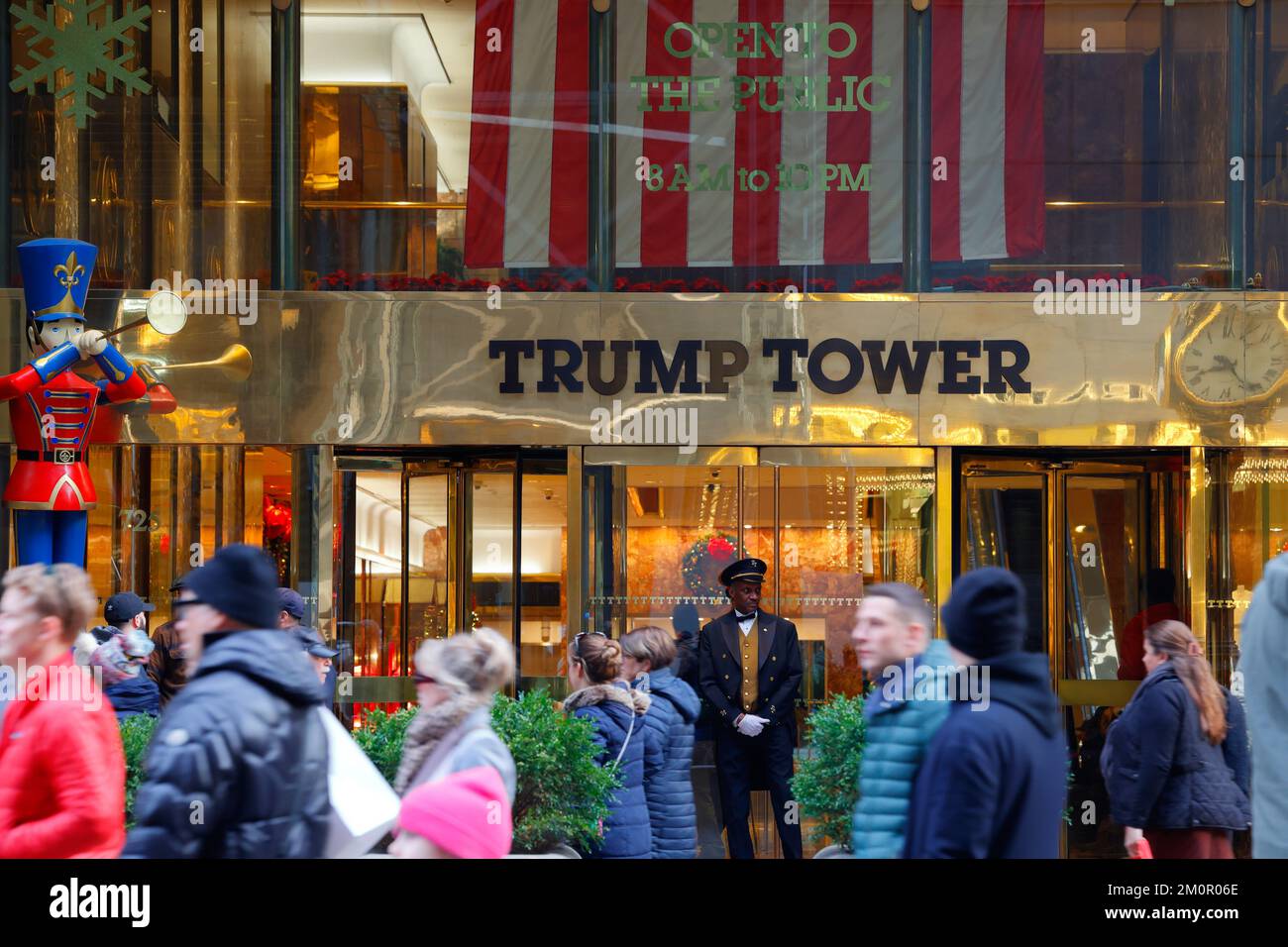 People walking past the front entrance of Trump Tower in New York City, December 4, 2022. Stock Photo