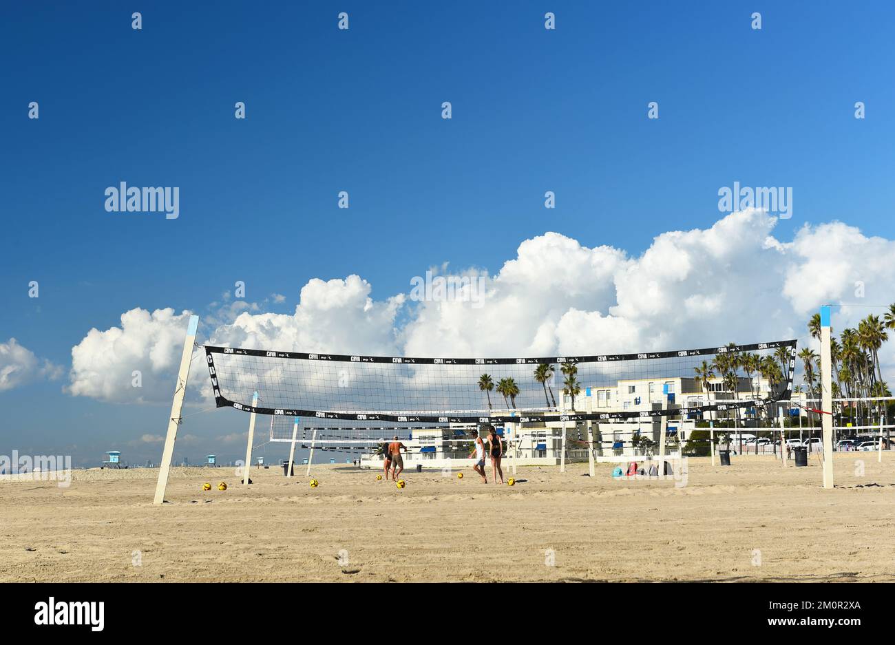 HUNTINGTON BEACH, CALIFORNIA 7 DEC 2022 Volleyball players at the