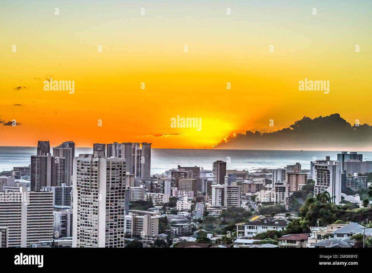 Colorful Sunset Sun Going Down Tantalus Outlook Houses Office Buildings