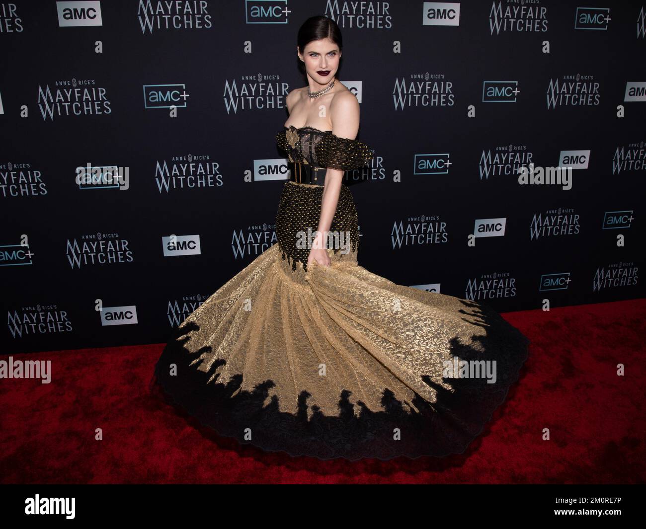 07 December 2022 - Los Angeles, California - Alexandra Daddario. Los ...