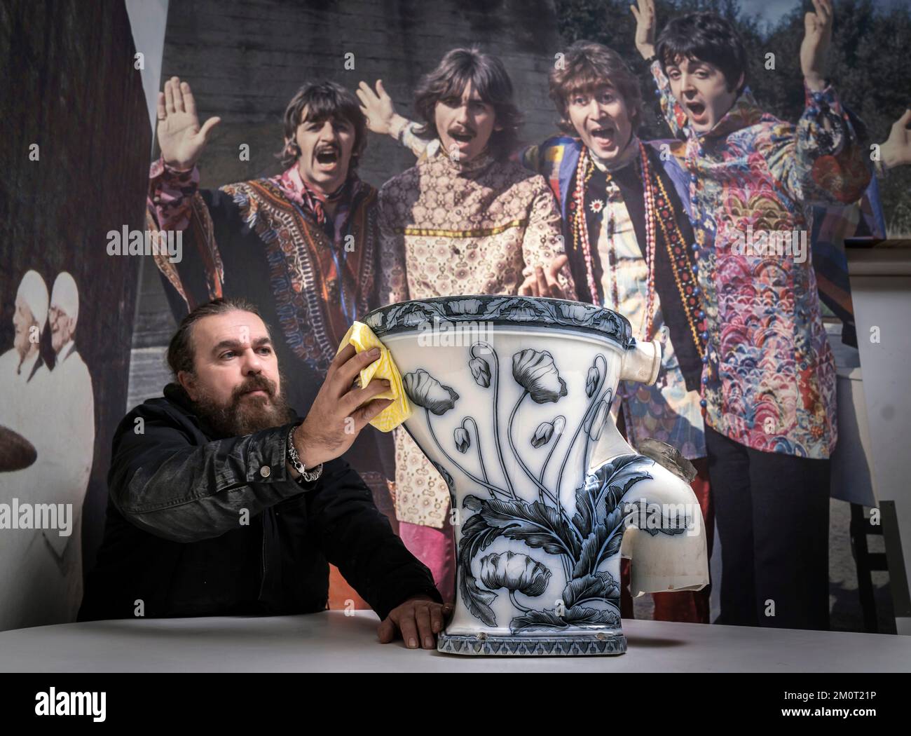 Roag Best Gives A Final Polish To John Lennon s Toilet From His Roag Best Gives A Final Polish To John Lennon s Toilet From His