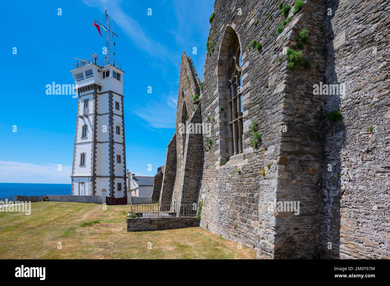 France, Finistere, Plougonvelin, Pointe Saint Mathieu, the ruins of the ...
