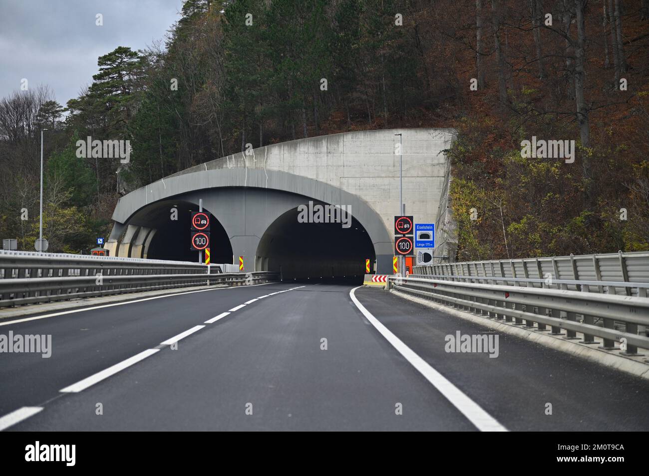 Lower Austria, Styria, Austria. Tunnel on the Semmering Expressway S6. The expressway passes through 14 tunnels (17 km) for a length of 106 km Stock Photo
