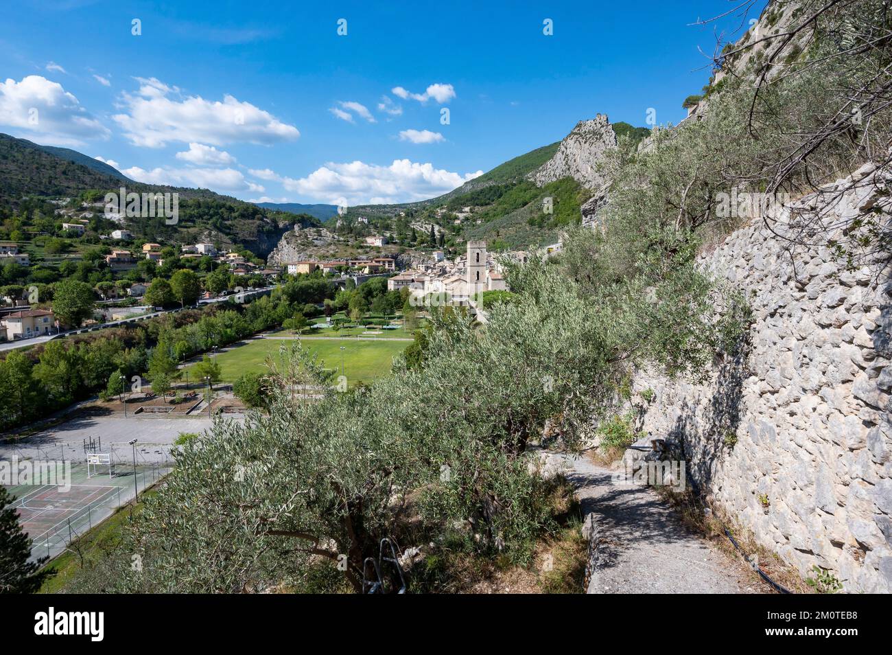 Prevence Character France, Alpes de Haute Provence, Entrevaux, village and city of ...