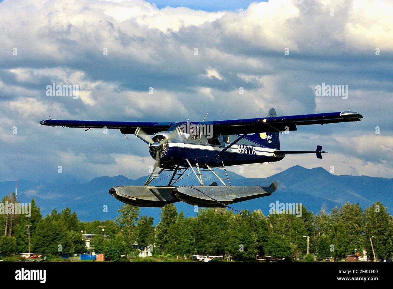 Float plane Alaska, Lake Hood Stock Photo - Alamy