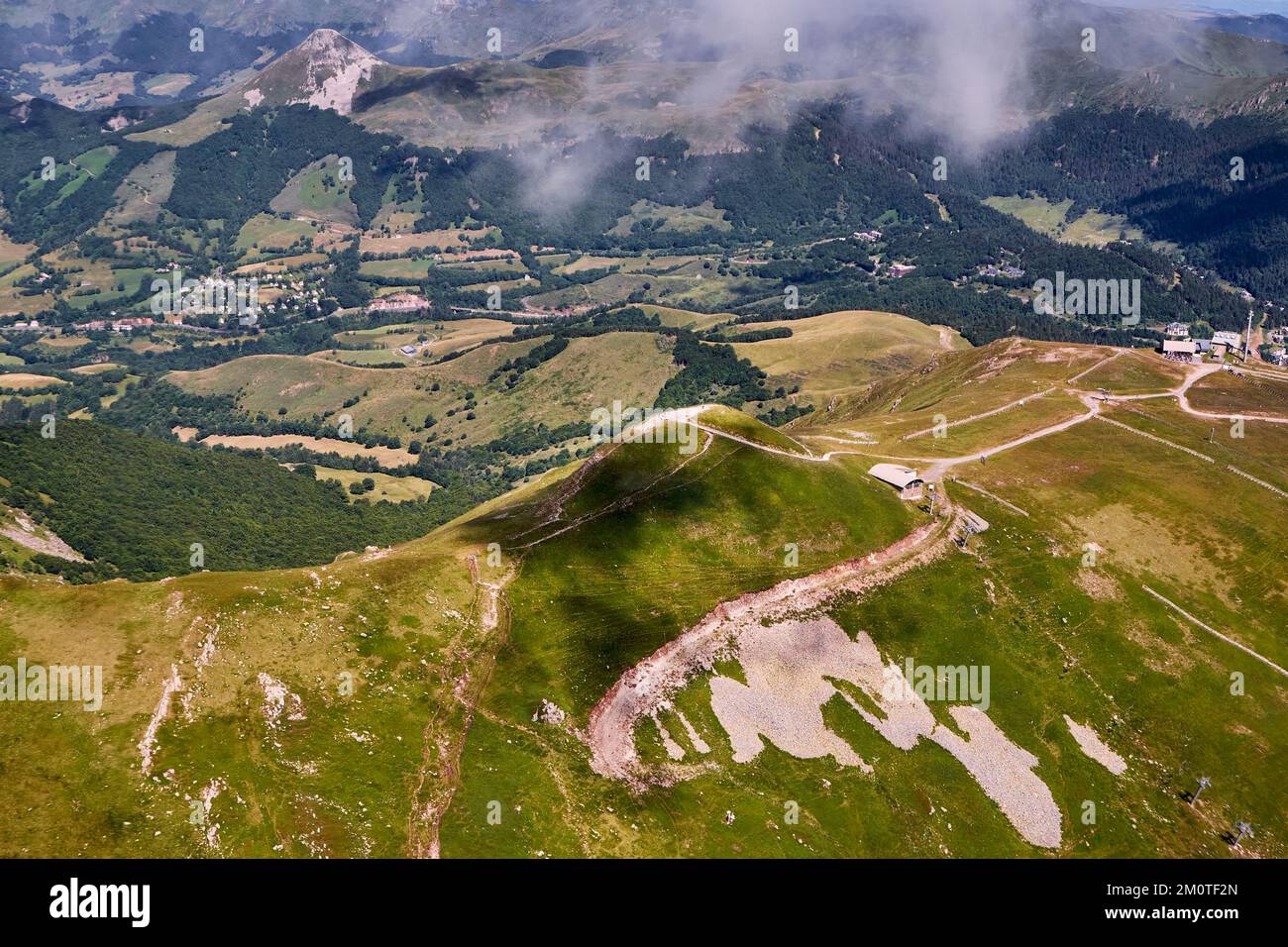 France, Cantal, Parc Naturel Regional des Volcans d'Auvergne (Regional ...