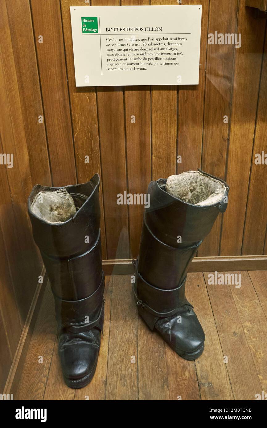 Sculpture of boots hi-res stock photography and images - Page 2 - Alamy