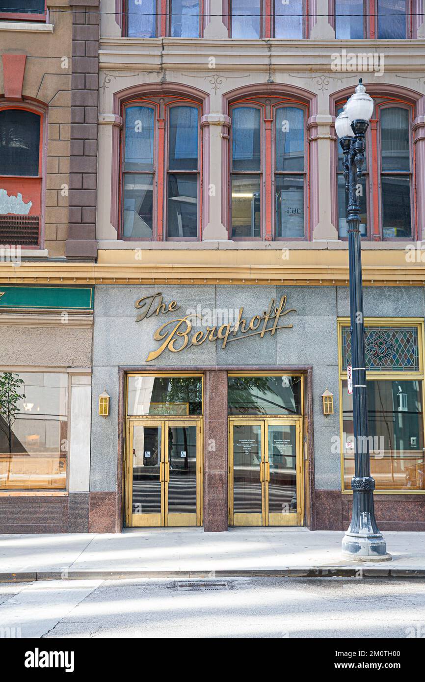 United States, Illinois, Chicago, The Loop, Adam street, mythical restaurant The Berghoff, one