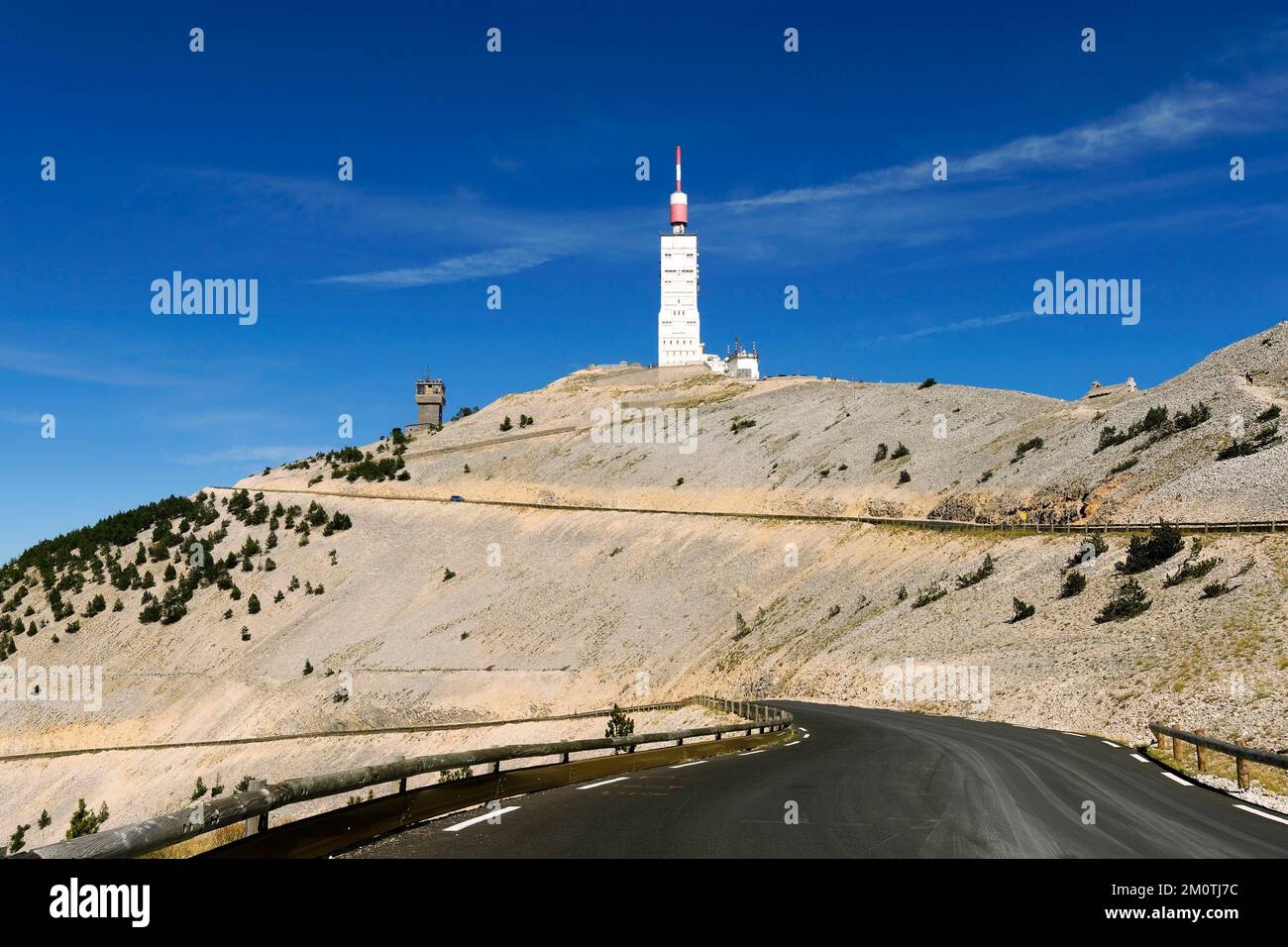 france-vaucluse-parc-naturel-regional-du-mont-ventoux-summit-of-mont