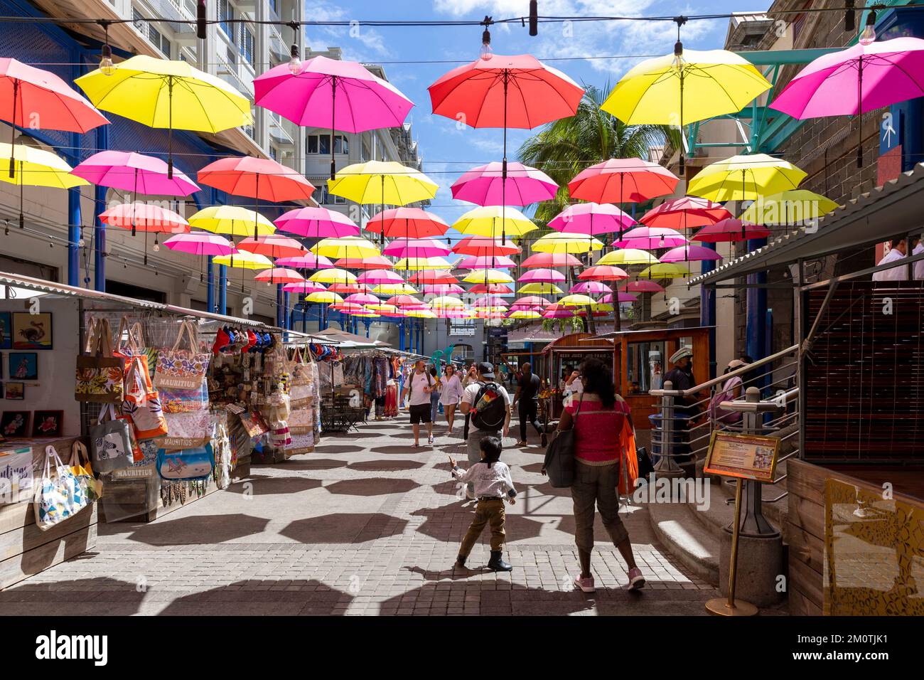 Mauritius, Port Louis district, Port Louis, shopping street and sale of souvenirs for tourists Stock Photo