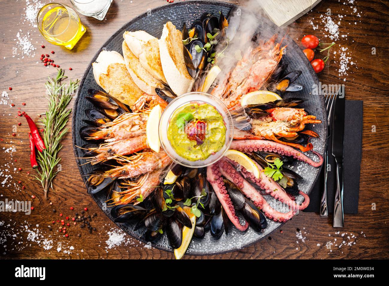 Seafood platter for 24 persons. Lobster, octopus, blue mussels