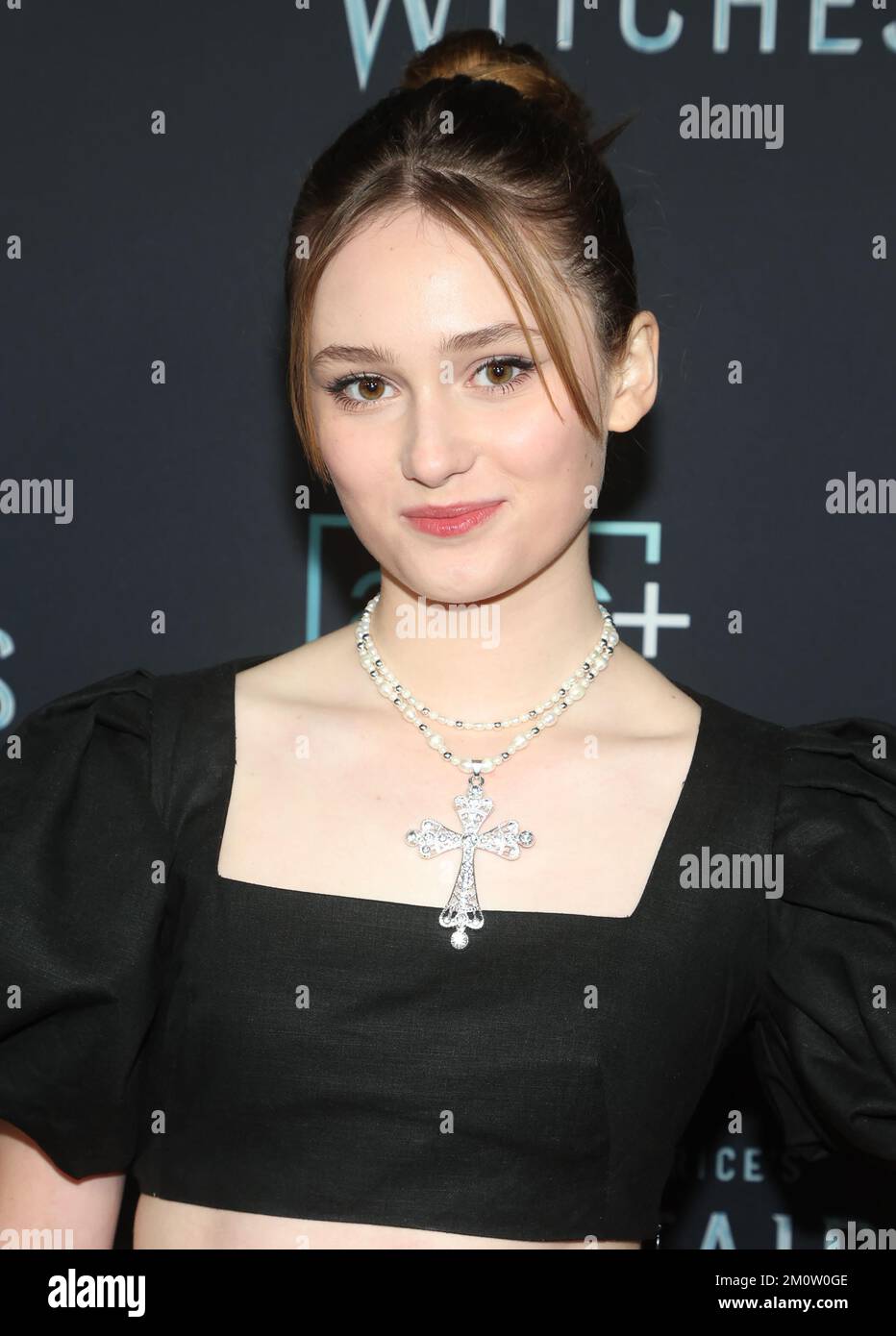 Los Angeles, Ca. 7th Dec, 2022. Audrey Grace Marshall at AMC's Anne ...