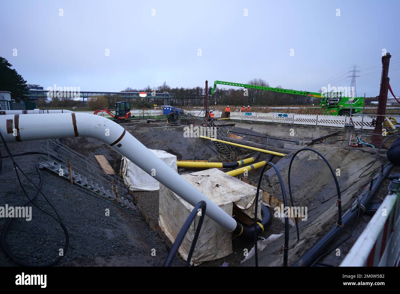 08 December 2022, SchleswigHolstein, Brunsbüttel View of the