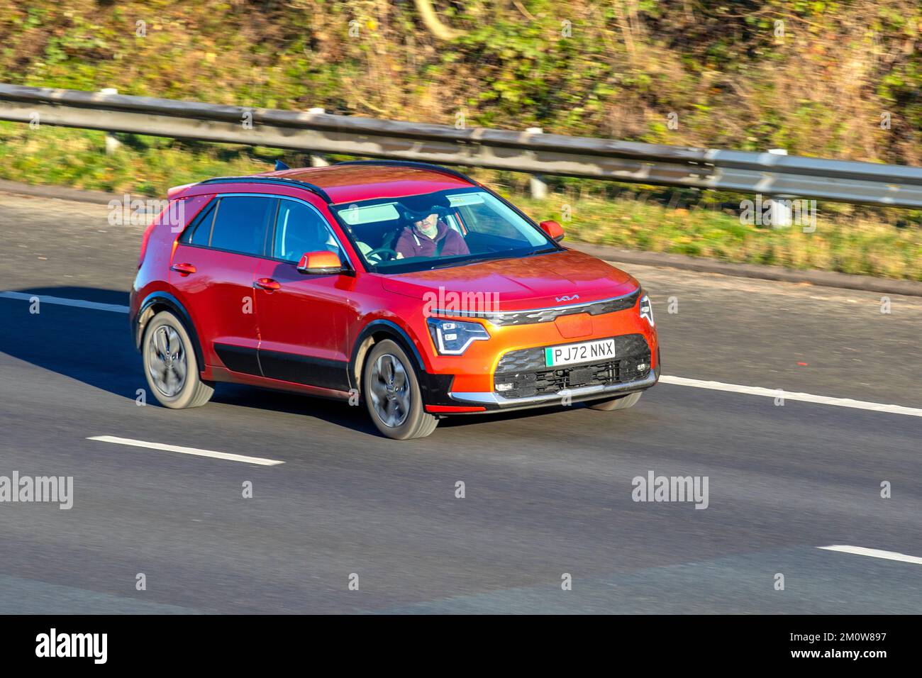 2022 Orange Kia Niro 3 Ev Suv 50 Kw Electricity Travelling On The M6