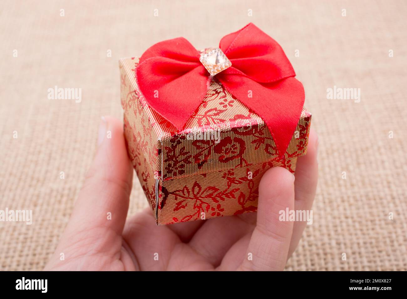 Hand made box hi-res stock photography and images - Alamy