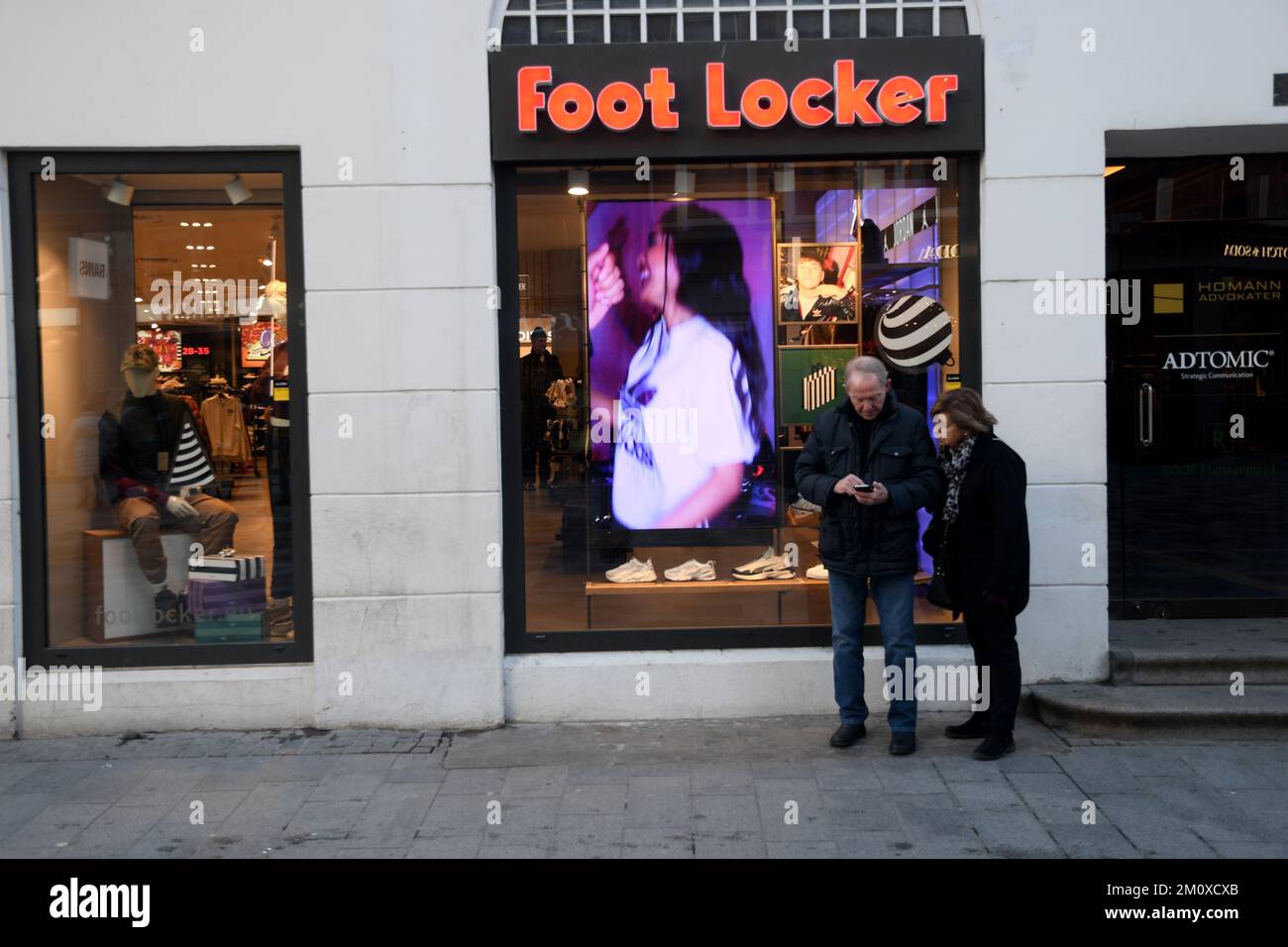 Footlocker hi res stock photography and images Page 3 Alamy