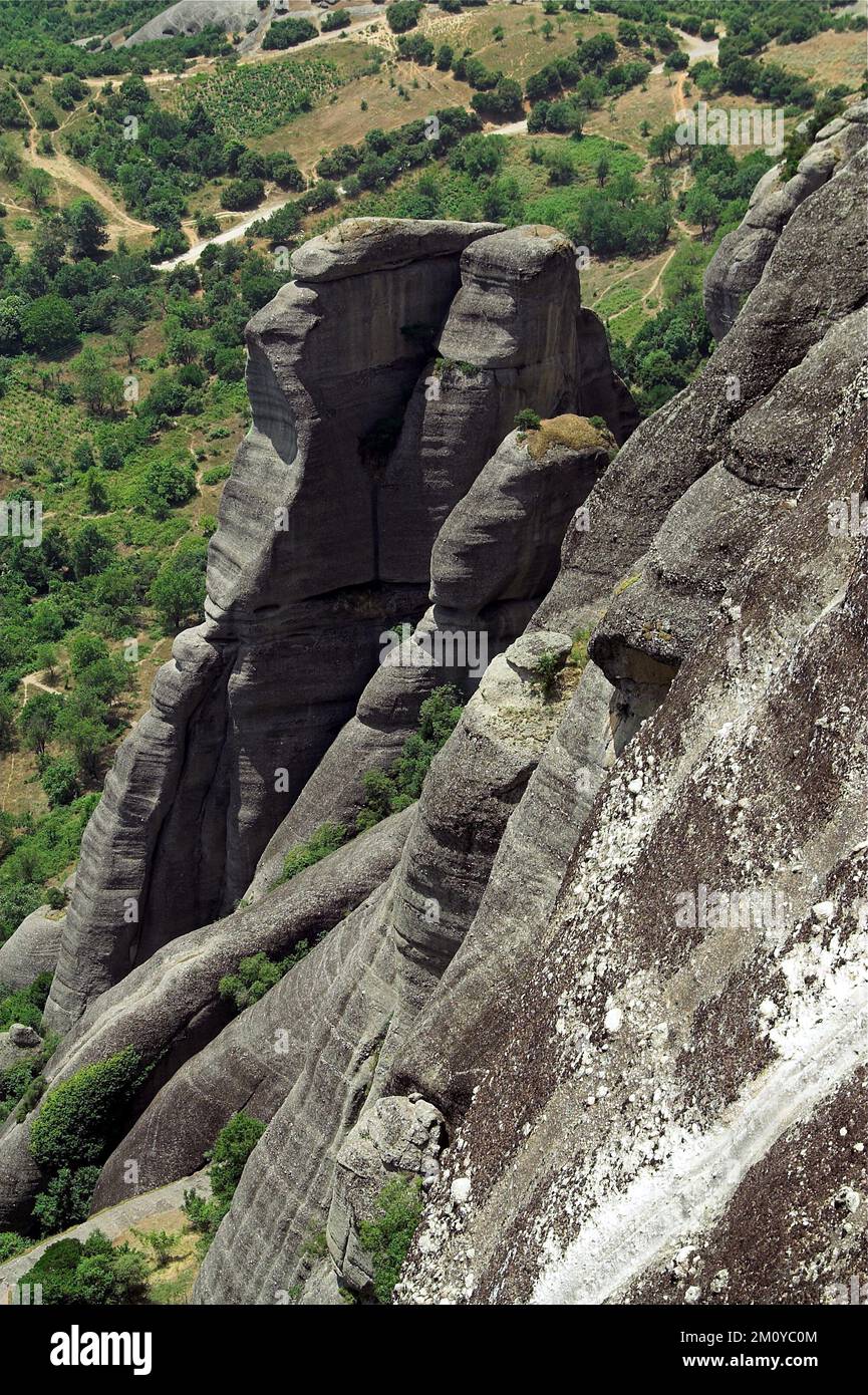 Meteory, Μετέωρα, Meteora, Grecja, Greece, Griechenland; massif of sandstone and conglomerate rocks Stock Photo