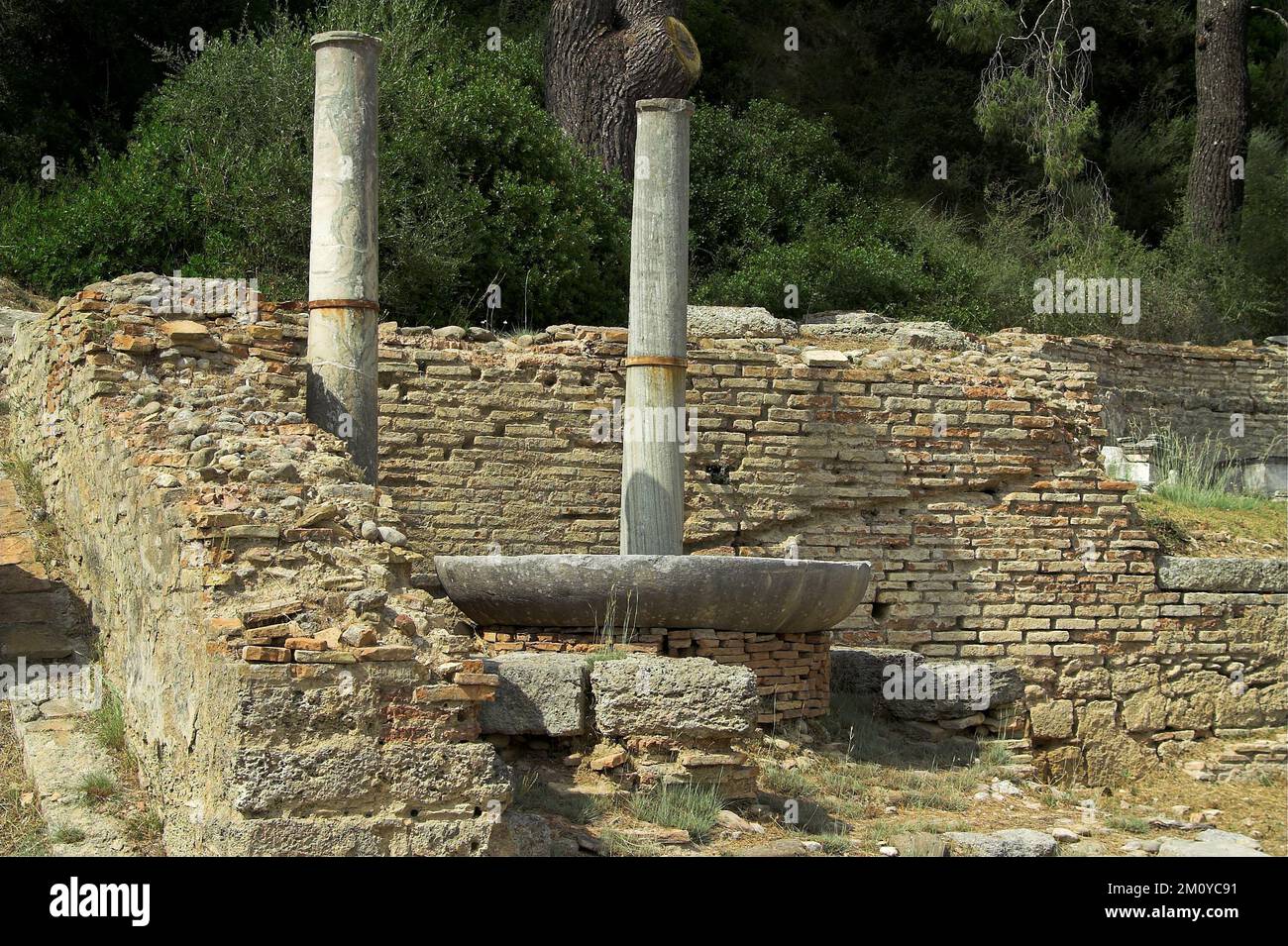 Olympia, Αρχαία Ολυμπία, Grecja, Greece, Griechenland; Archaeological site - sanctuary of Zeus; Archäologische Stätte - Heiligtum des Zeus Stock Photo