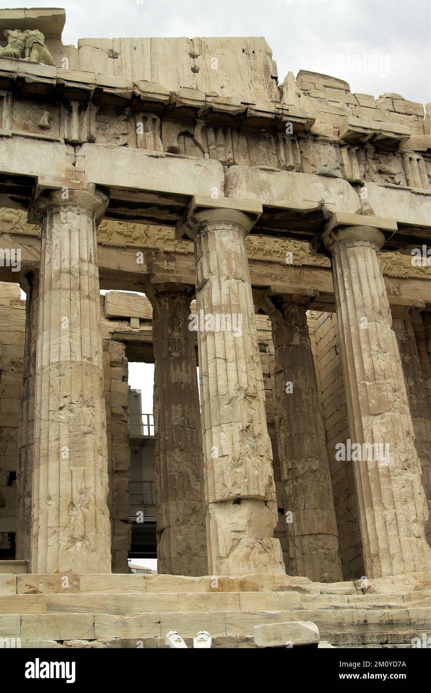 Athens, Athen, Grecja, Greece Griechenland, Acropolis, Akropolis; Parthenon, Παρθενών, Partenon; Stone columns; Säulen aus Stein, Steinsäulen, kolumny Stock Photo
