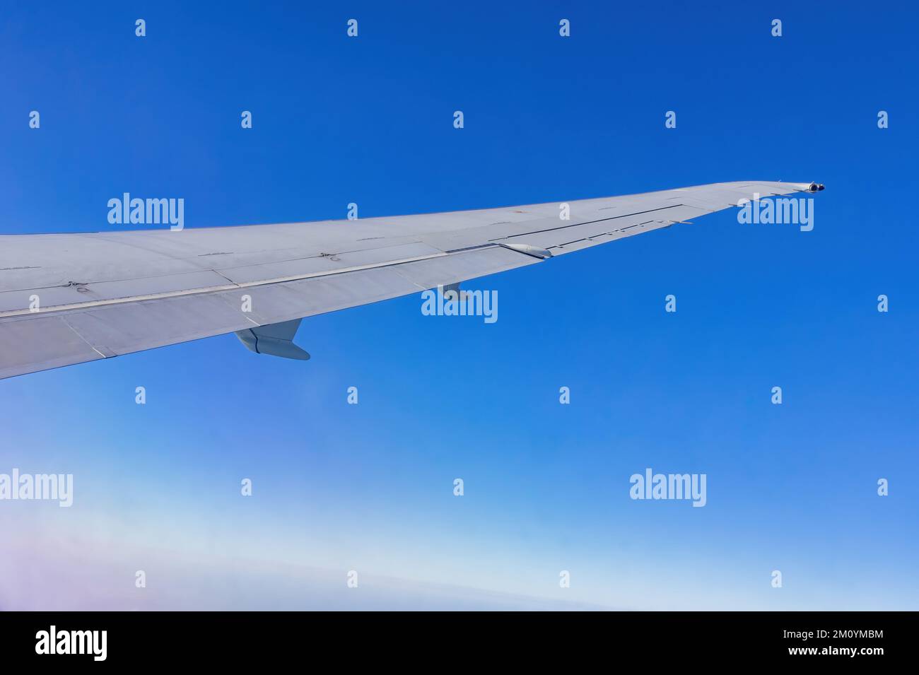 Close up shot of airplane wing during flight at Taiwan Stock Photo - Alamy