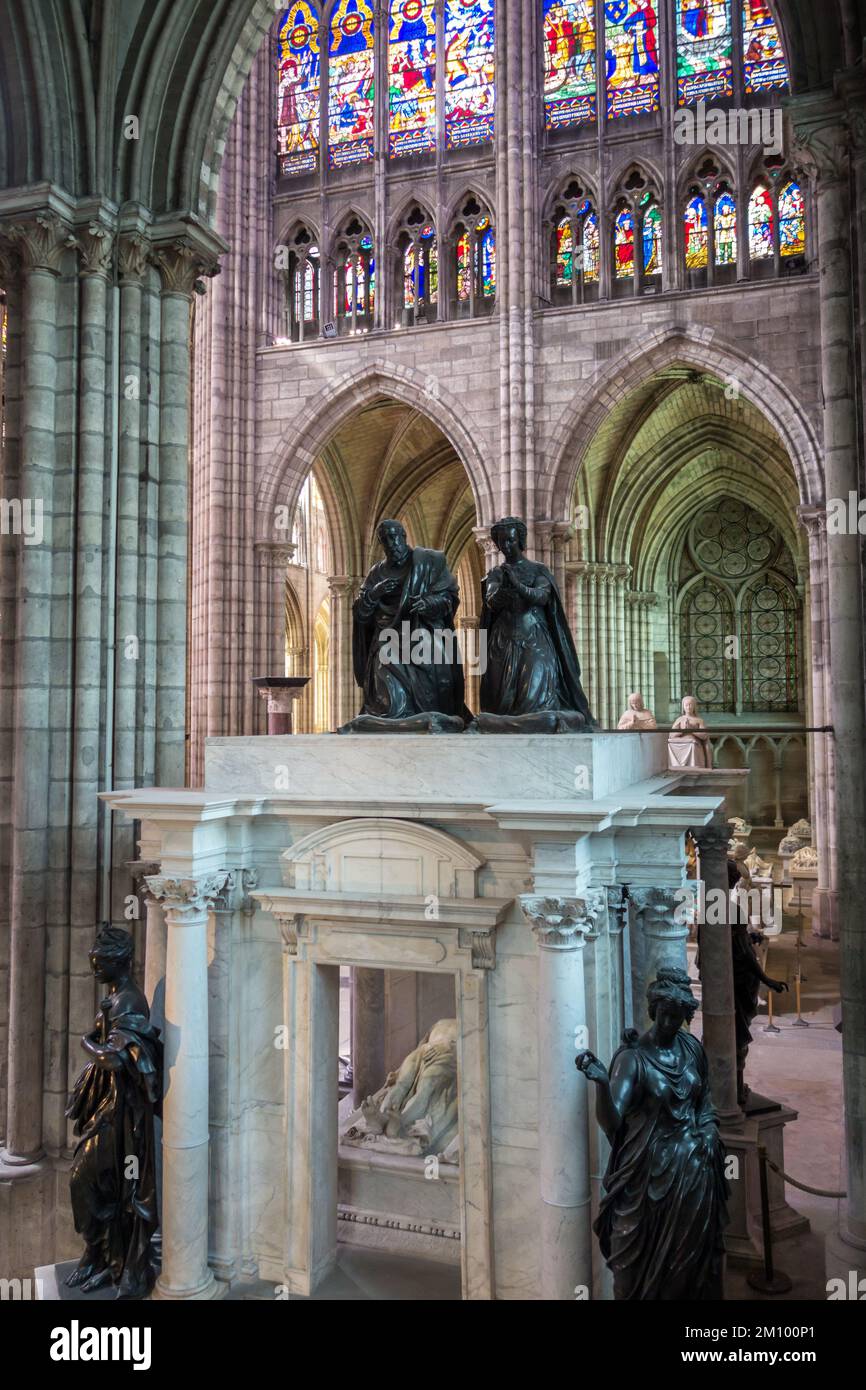 Tomb of King Henry II and Catherine de Medicis, in Basilica of Saint-Denis, Paris Stock Photo