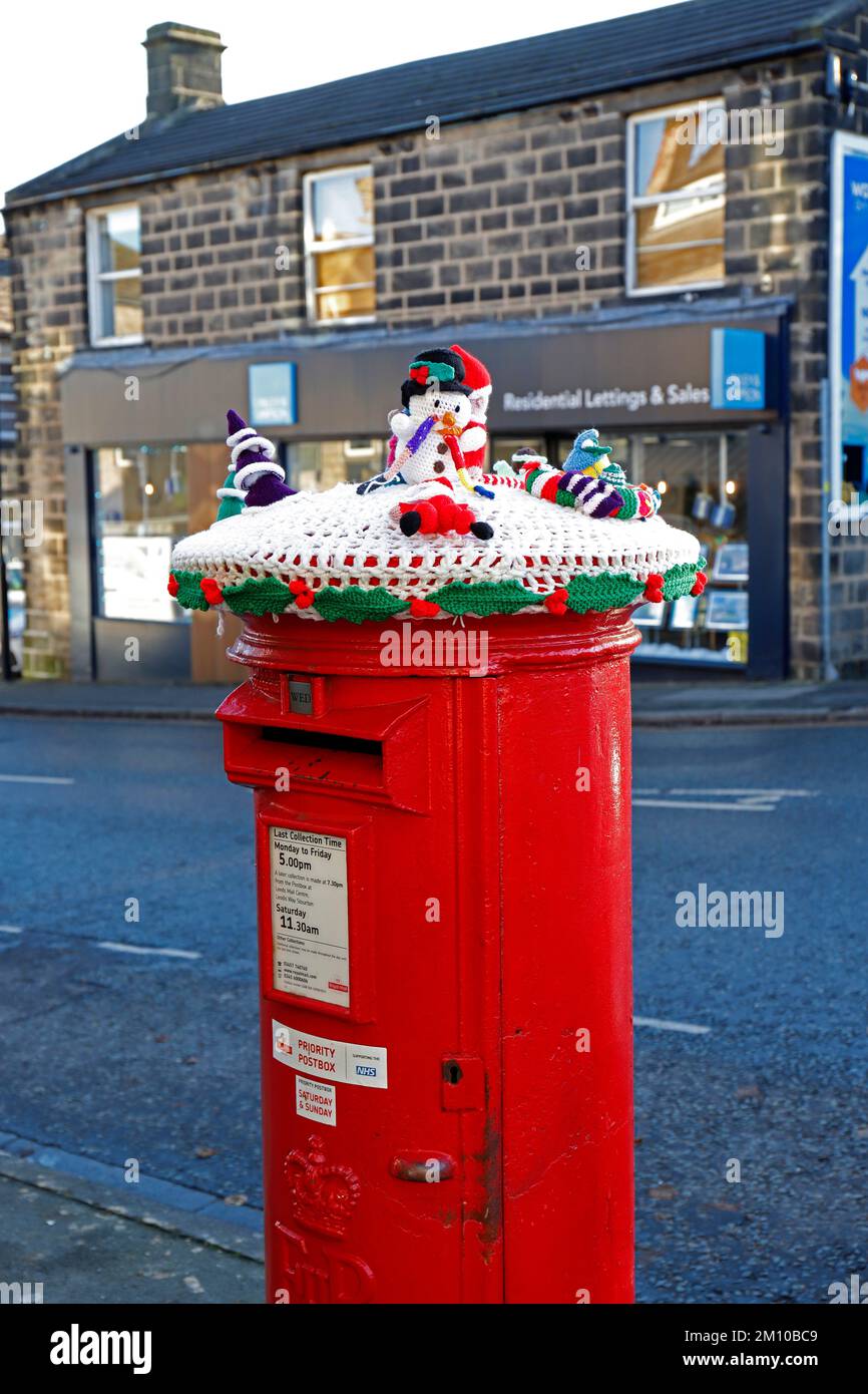Post box to santa hires stock photography and images Alamy