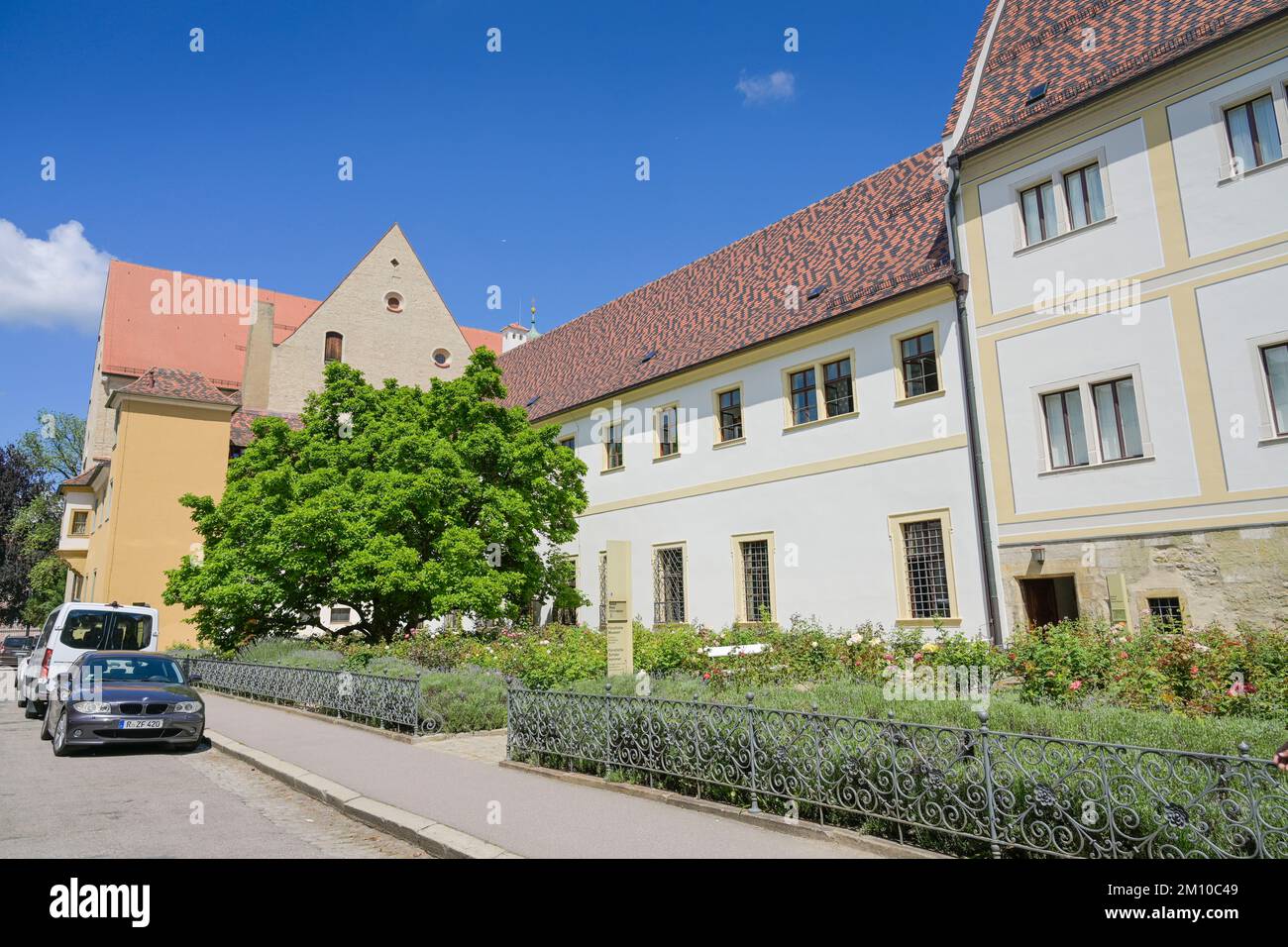 Emmeramsplatz, Außenansicht Schloss St. Emmeram, Thurn und Taxis, Regensburg, Bayern, Deutschland Stock Photo