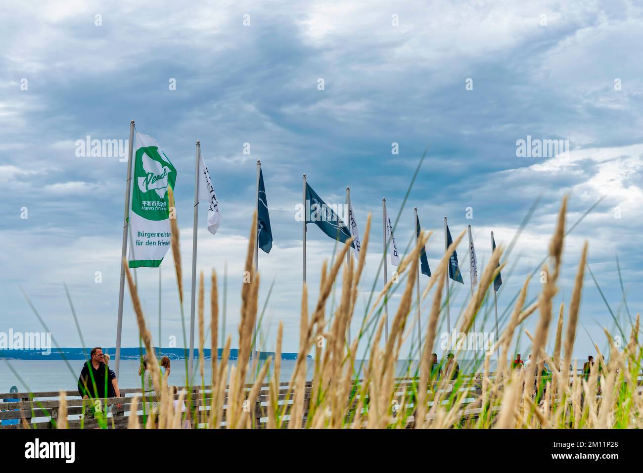 Pier Flag Pier and advertising flags hi-res stock photography and images - Alamy