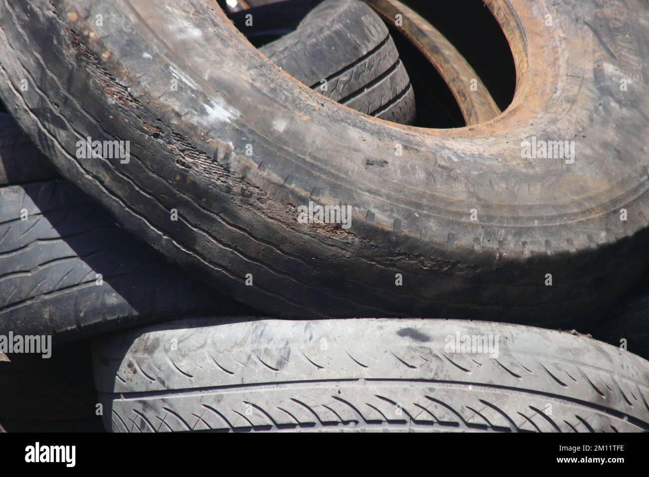 Tyres dumped on Rayton Lane, Worksop, Notts, England, UK Stock Photo