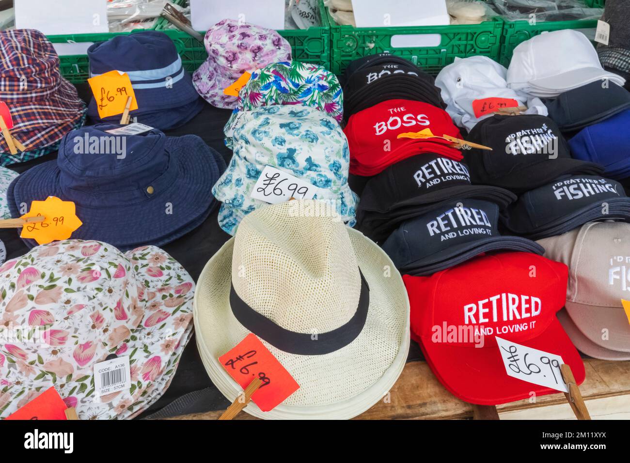 Clothing stall display of hats hi-res stock photography and images - Alamy