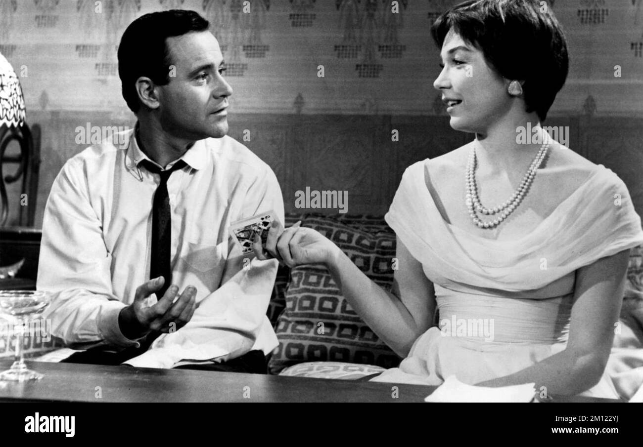 THE APARTMENT 1960  United Artists film with Shirley MacLaine and Jack Lemmon Stock Photo
