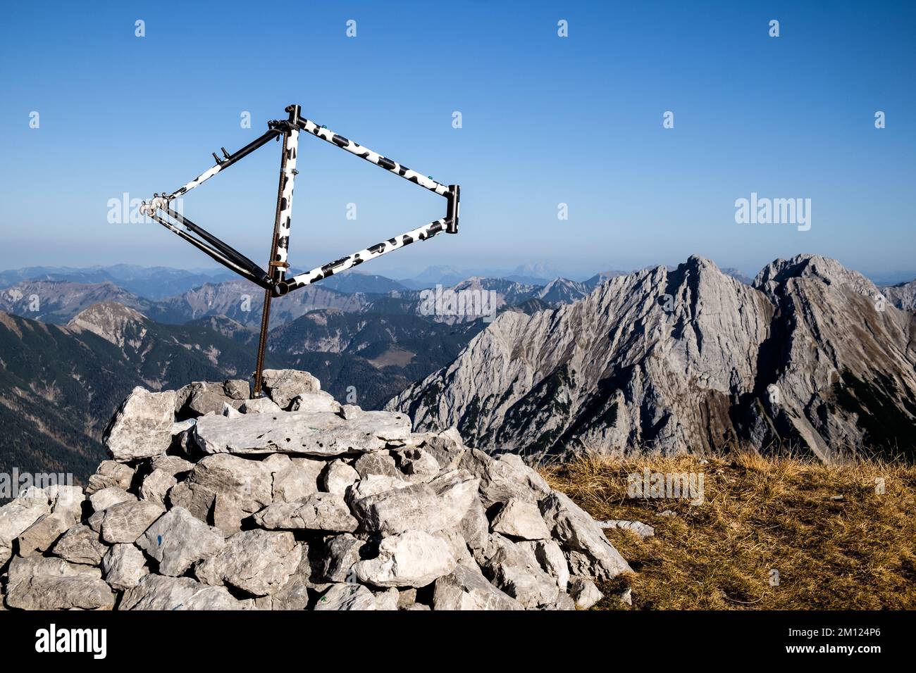 Gipfelkreuz extravagant Stock Photo