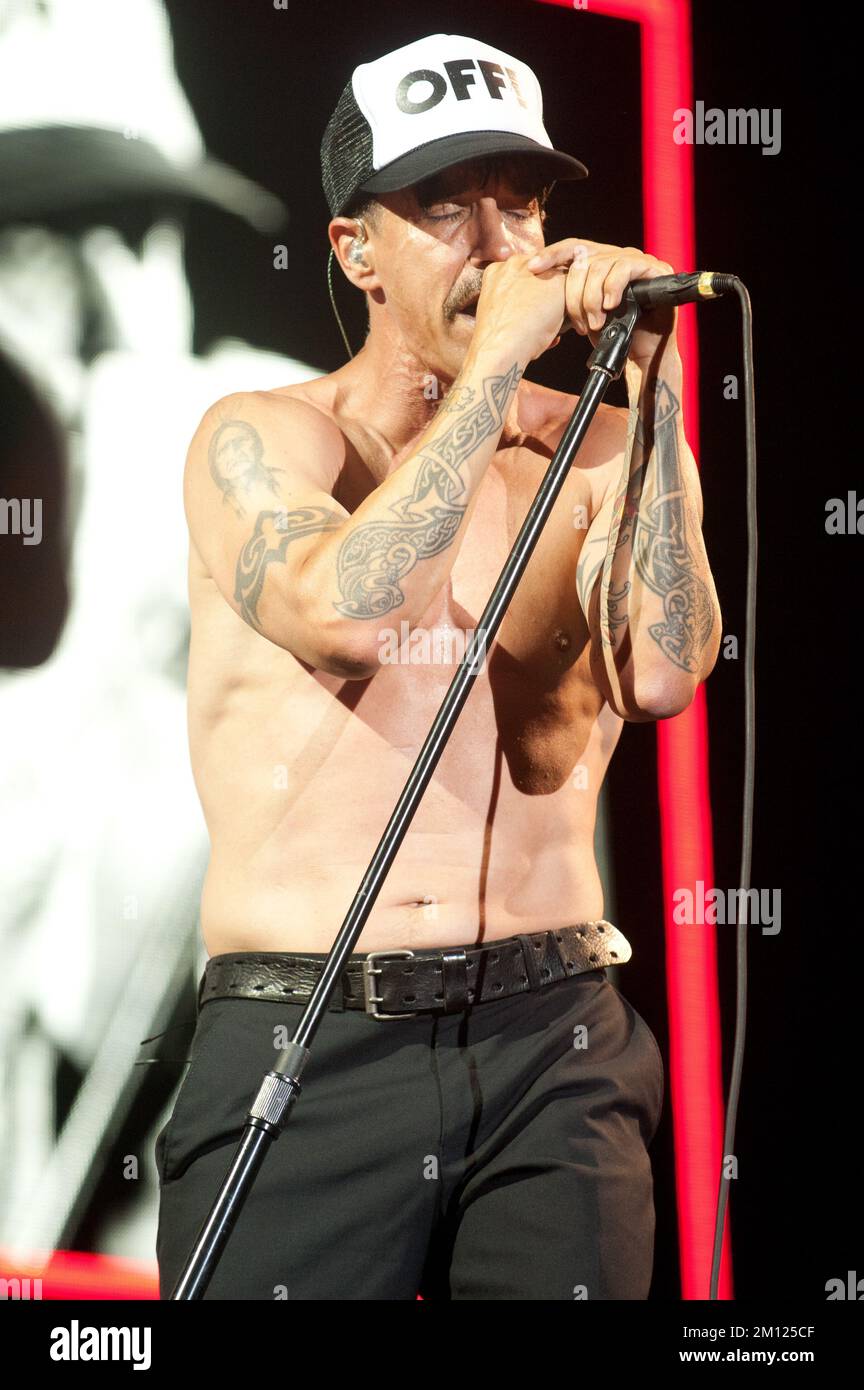 Austin City Limits Red Hot Chili Peppers Anthony Kiedis and Flea in